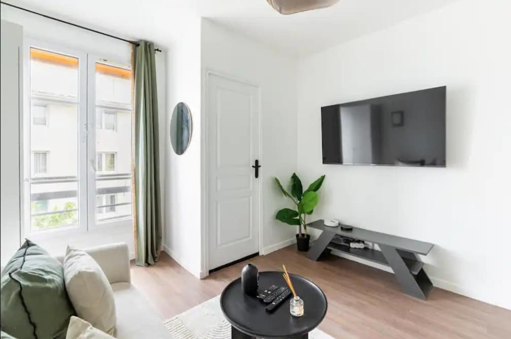 Apartment Vignoles Nation Charming Cosy Paris